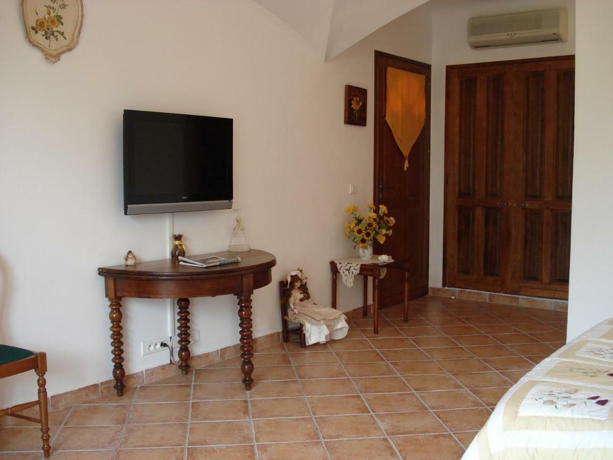 Pietra Longa Salvini Les Chambres De L'Hote Antique المظهر الخارجي الصورة